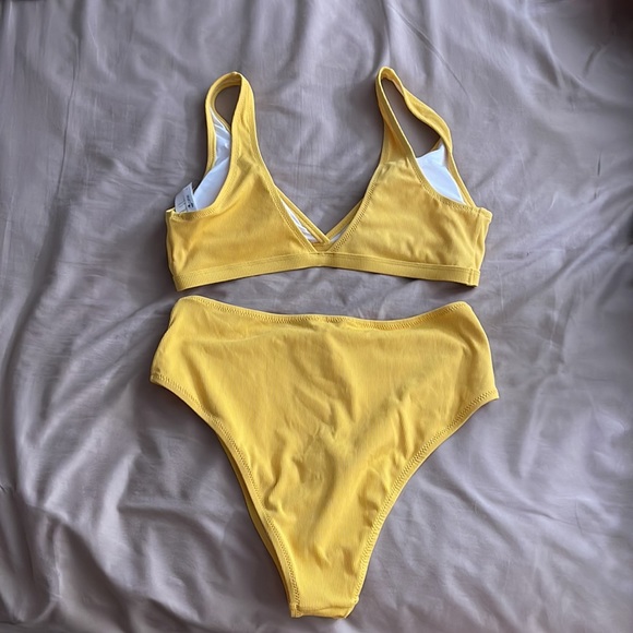 Cupshe yellow bikini 💛 🍋 BNWT! - Picture 5 of 5